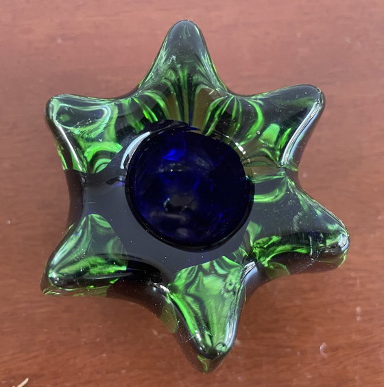 Image 1 of Murano - star-shaped green and cobalt blue glass candlestick