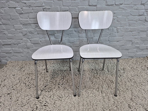 Sedie da cucina dal design vintage di Brabantia, in formica striata bianca e grigio chiaro, Paesi Bassi, anni '60 - Set di 2