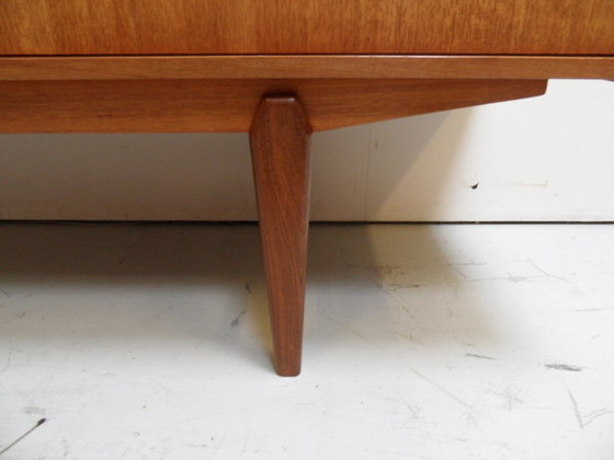 Image 1 of Tablero alto de mediados de siglo, década de 1950