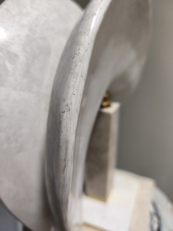 Image 1 of Autentico uccello acquatico in pietra tassellata Maitland-Smith su piedistallo - Stile Hollywood Regency