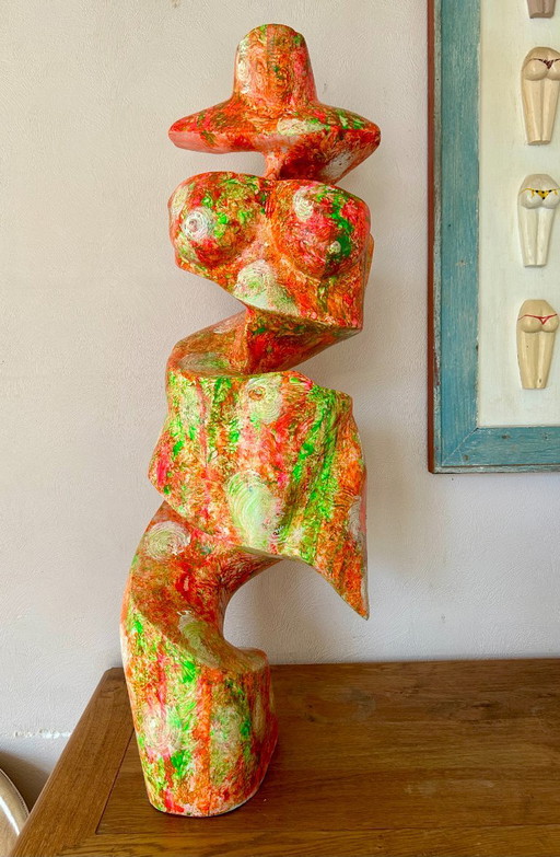 Farbenfroher Torso