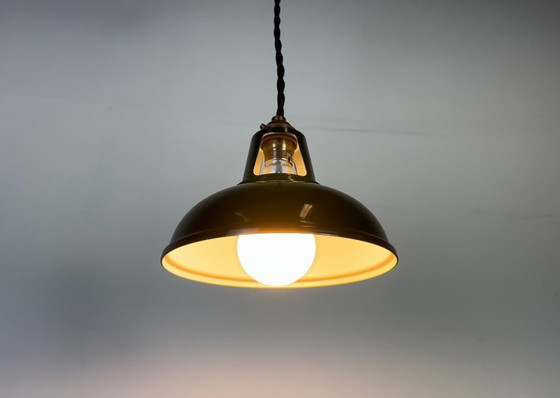 Image 1 of Lampada da soffitto vintage industriale dipinta di verde, anni 2000