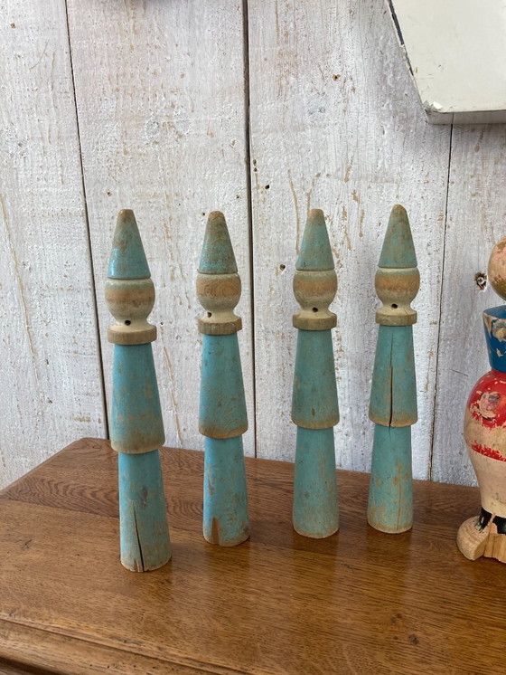 Image 1 of Serie von 10 alten Kegeln