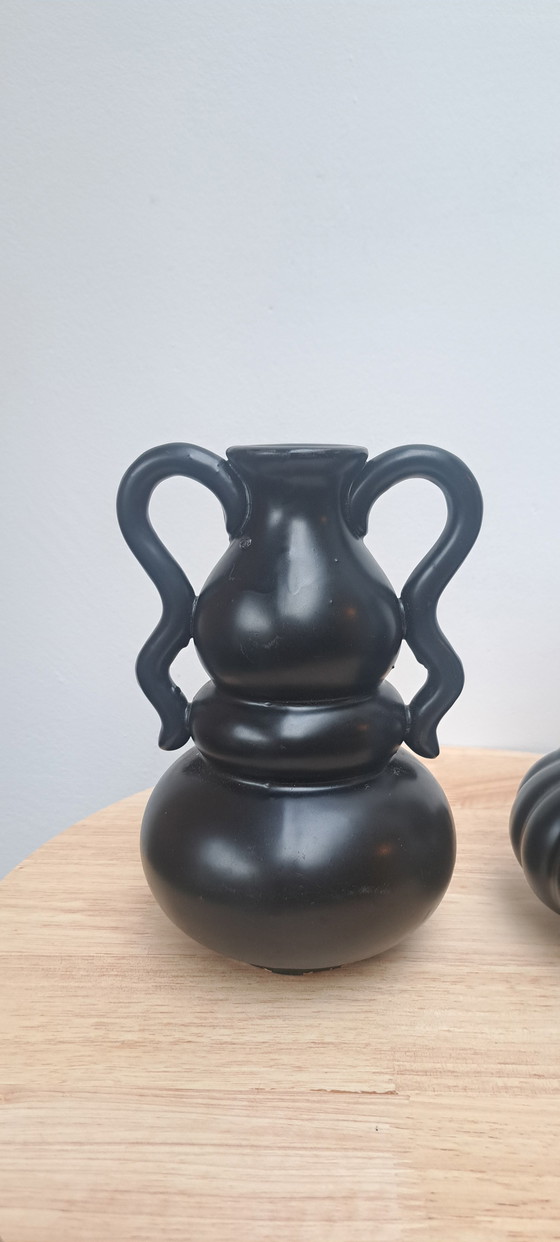 Image 1 of Set of 2 Daan Kromhout ceramic vases – matte black – sculptural design – handmade