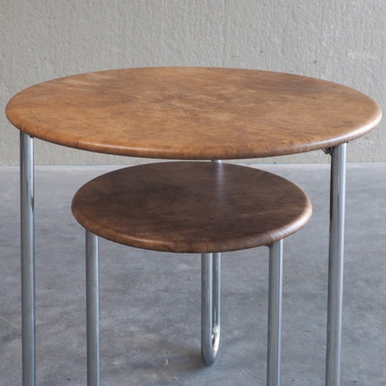 Bauhaus-Beistelltisch mit zwei Ebenen – Beistelltische, Chrome, Leather (photo 8 of 15)
