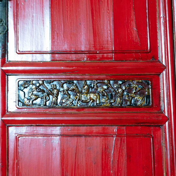 Image 1 of Grande armoire rouge d'ambassade chinoise > 100 ans d'âge
