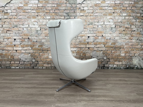 Image 1 of Vitra Grand Repos