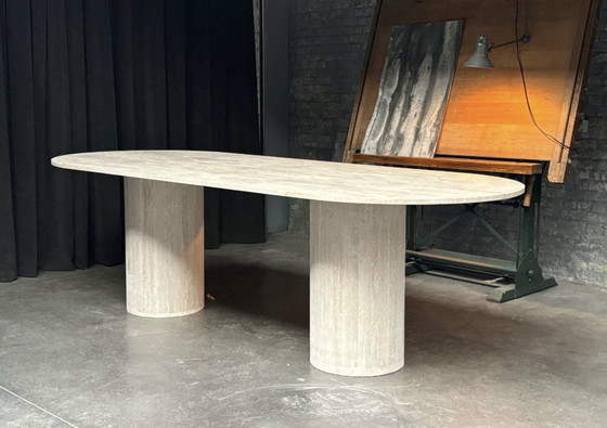 Image 1 of Tavolo da pranzo in travertino 