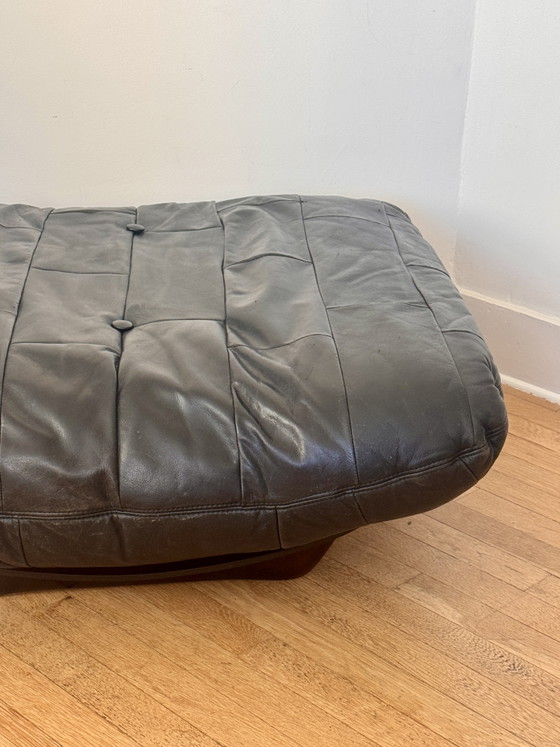 Pouf / Ottomana Vintage Ligne Roset Marsala - Pelle Nera – Leather (photo 3 of 13)