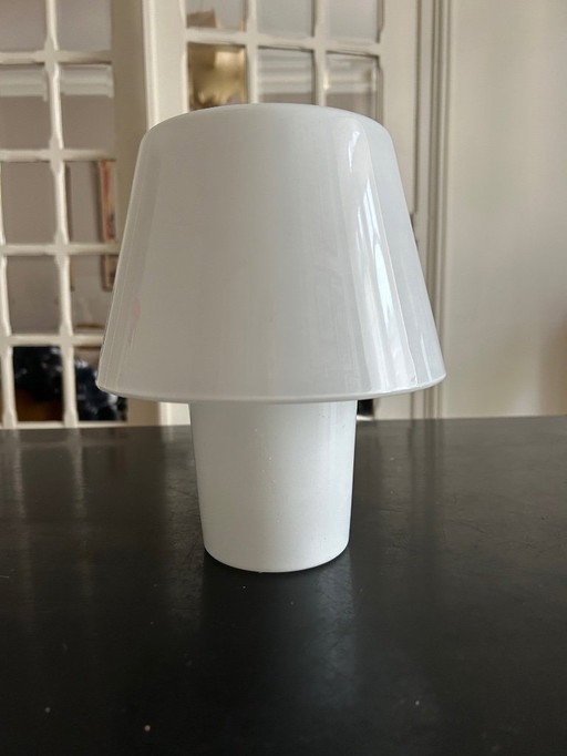lampe en opaline blanche 