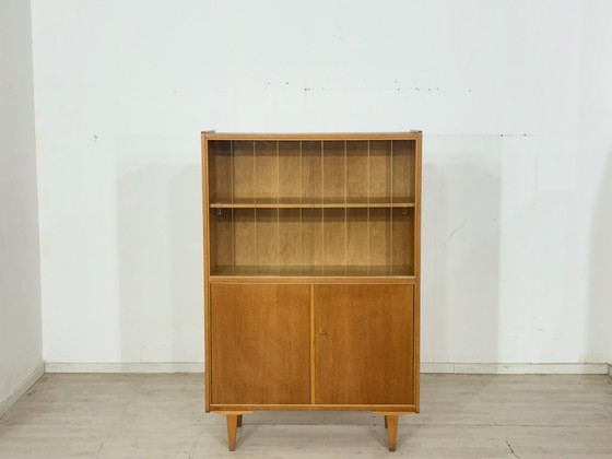 Image 1 of Vitrinekast / Boekenkast / Woonkamerkast uit het midden van de 20e eeuw – jaren 60