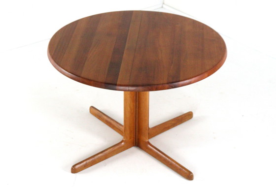 Image 1 of Table de salle à manger ronde extensible en teck massif danois 'Hurup' Vintage