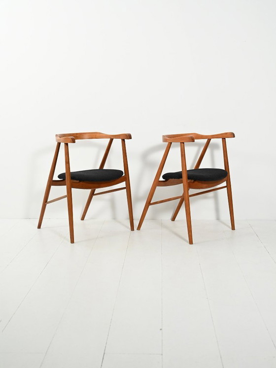 Image 1 of Coppia di sedie da pranzo in noce