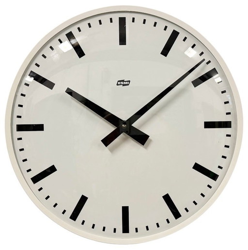 Vintage weiße Bakelit-Wanduhr von ESMI, 1980er Jahre