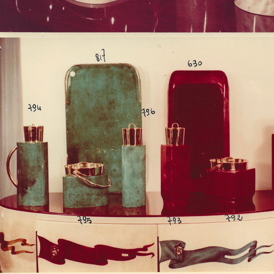 Thermos Aldo Tura Mod. 796D en parchemin à décor abstrait, 1940 – Objets déco, Leather, Abstract (photo 2 of 24)