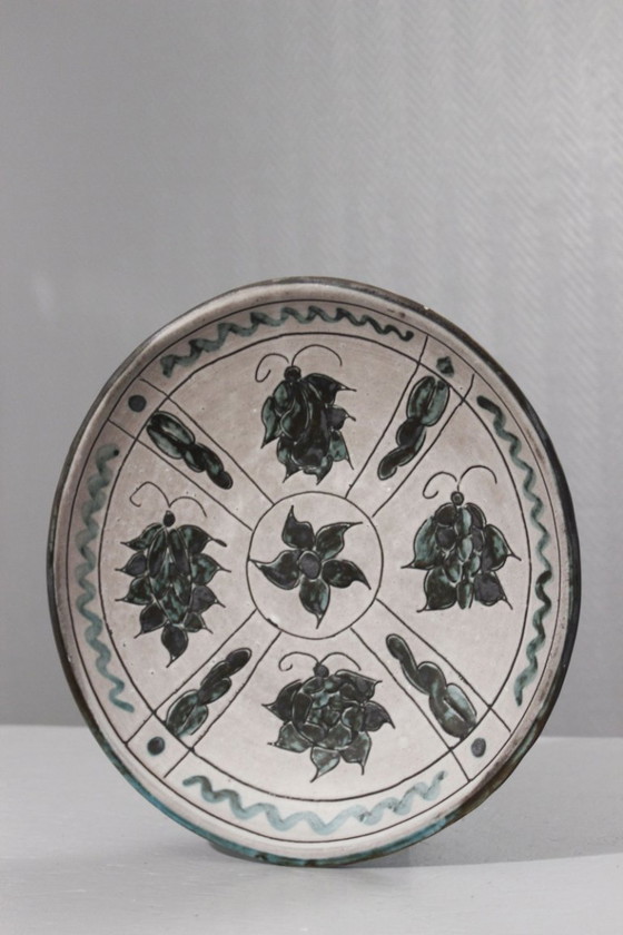 Image 1 of Alain Maunier en Vallauris - Gran plato decorativo de pared con decoración de óxido, años 60