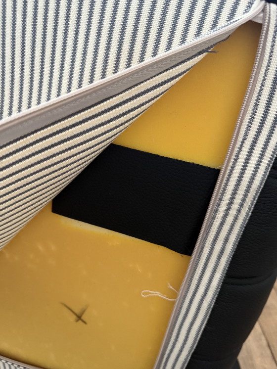 Image 1 of Sofagarnitur Togo von Michel Ducaroy, Linie Roset, schwarzes Leder