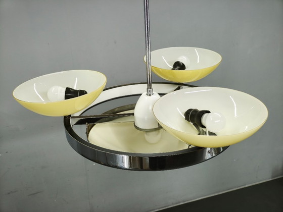 Image 1 of Tsjechische art-deco kroonluchter van opaalglas, jaren 1940