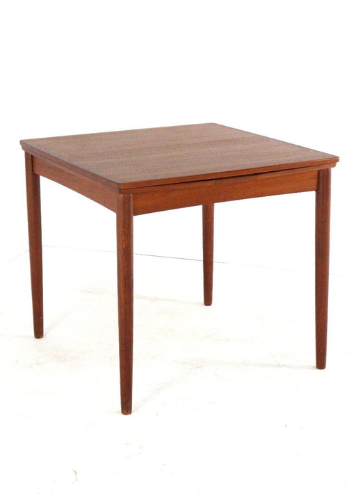 Compact Poul Hundevad for Hundevad & Co extendable dining table vintage