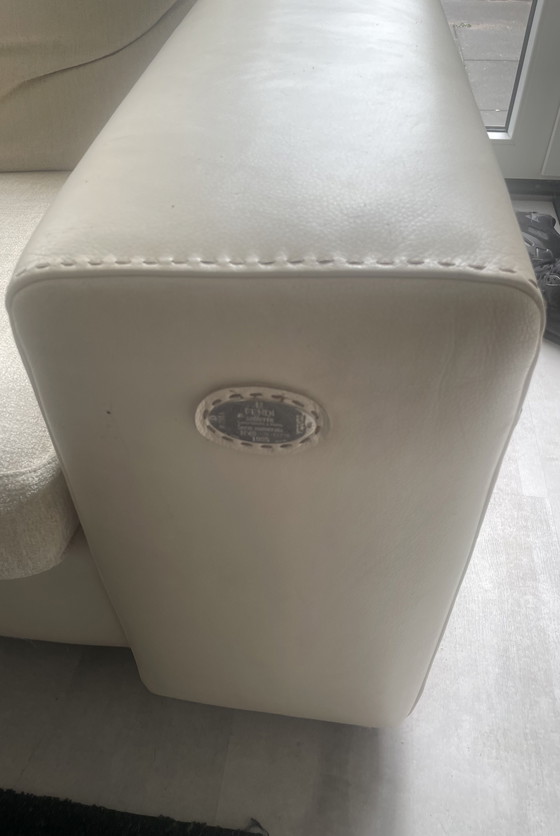 Image 1 of Sofá original Fendi Casa, incluye 2 cojines a juego.