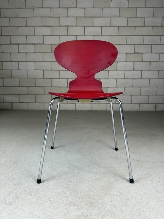 Image 1 of 4x Fritz Hansen Ant chair red (several in stock)