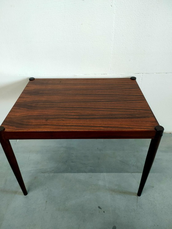Image 1 of Tavolini laterali vintage in palissandro scandinavo/danese, tavolino portavaso, tavolino da caffè (impilabile)