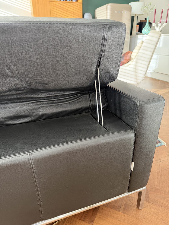 Image 1 of Cierre (Italien) – Bauhaus-Ecksofa in schwarzem Leder mit Chaiselongue rechts und Chromgestell – 270 cm