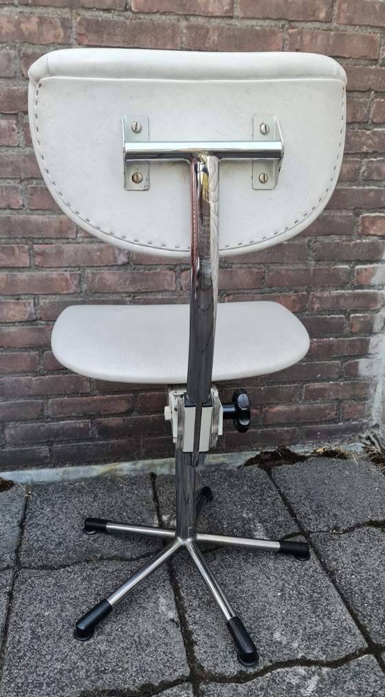 Bürostuhl von De Wit Brothers, drehbar, 1960er/70er Jahre – Gebroeders de Wit, Bürostühle, Metal, Chrome (photo 10 of 14)