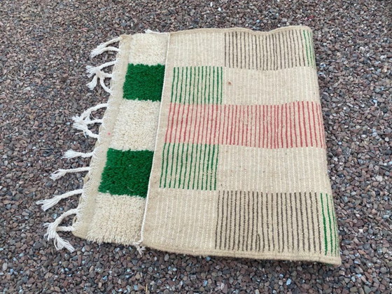 Image 1 of Tapis marocain artisanal en laine  250cmx150cm