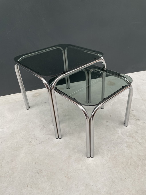 2 Bijzettafeltjes, jaren 70