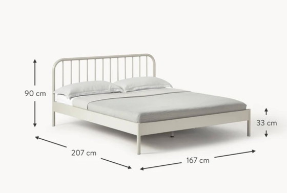 Struttura letto in metallo, colore beige di Westwing – Letti (photo 4 of 5)