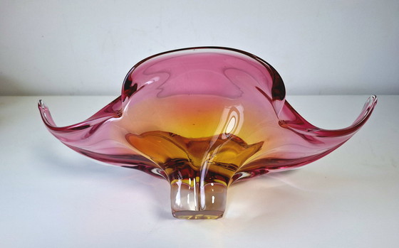 Image 1 of Ciotola di vetro rosa/giallo