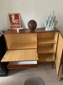 Mid-century kast