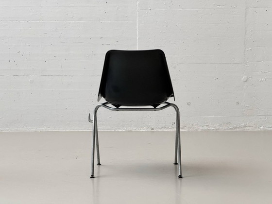 Image 1 of Set di 6 sedie Polyside, classici del design britannico disegnati da Robin Day per Hille, anni '70.