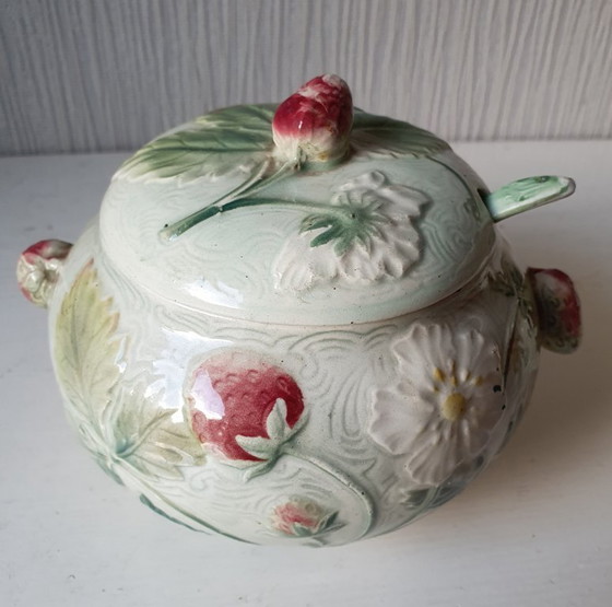 Image 1 of Antieke Keller & Guérin St Clément aardbeienset ca 1900