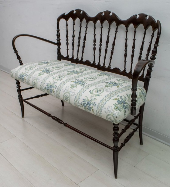 Image 1 of Giuseppe Gaetano Descalzi Mid Century Modernes italienisches Chiavari-Sofa, 1950er Jahre