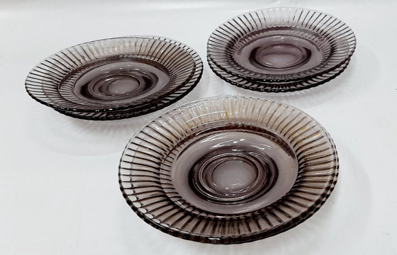 Image 1 of 6 x vintage paarse glazen dessertborden