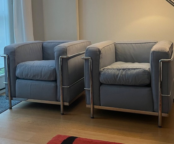 Image 1 of 2 cojines Cassina LC2 de mezclilla azul, originales con estructura LC2