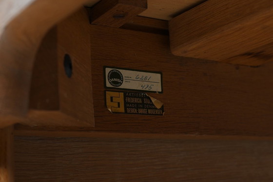 Image 1 of Zeldzame Børge Mogensen bibliotheektafel 6281 in eikenhout