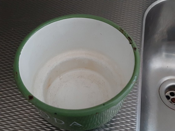 Image 1 of Sand Soap Soda rack