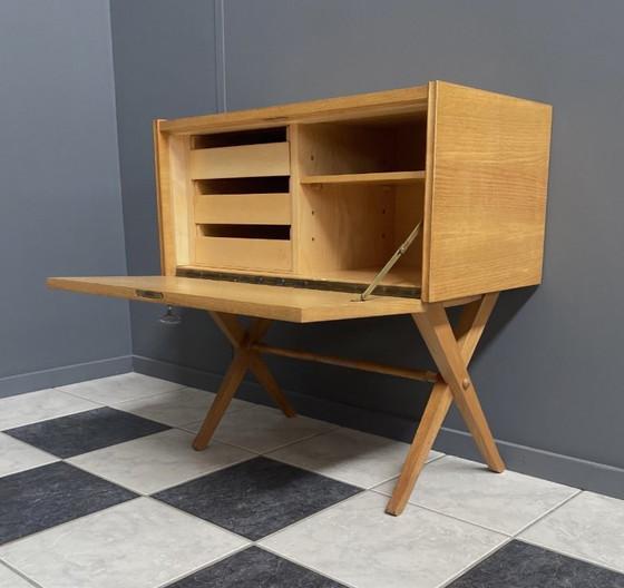 Image 1 of Klein houten minibureau uit de jaren 70