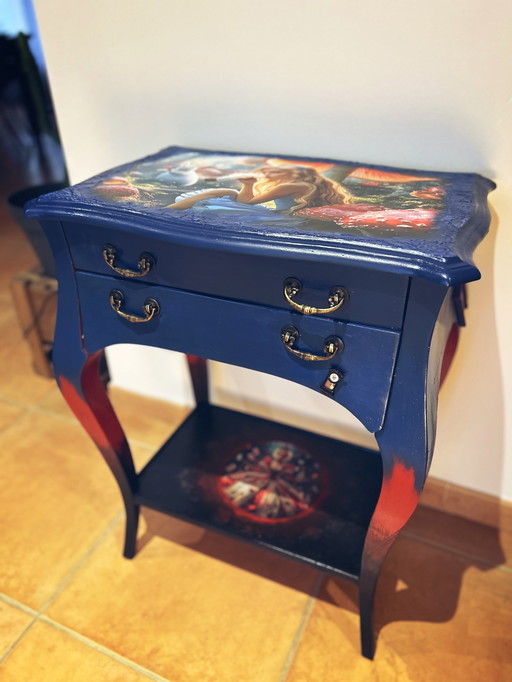 Piccolo comò immaginario