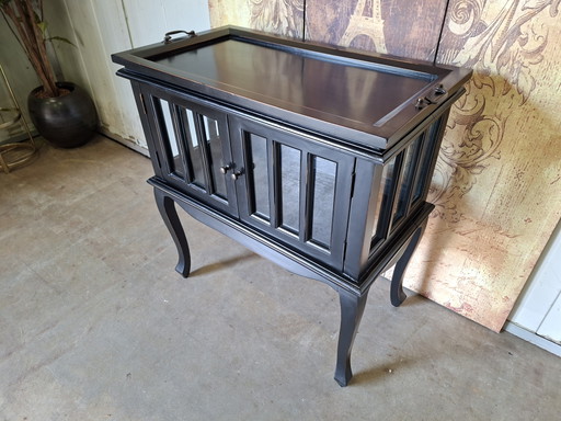 Oriental tea cabinet, display cabinet, whiskey bar, wine cabinet with removable tray, dimensions 62x41cm and 76cm high