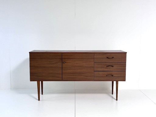Buffet bas Vintage Mid-Century – Placage Noyer, années 1960