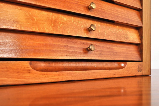 Image 1 of Vintage Beukenhouten Fourniturenkastje, Jaren 50