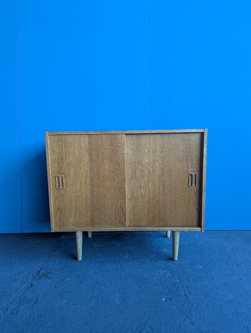 Vintage Deense kast met schuifdeuren