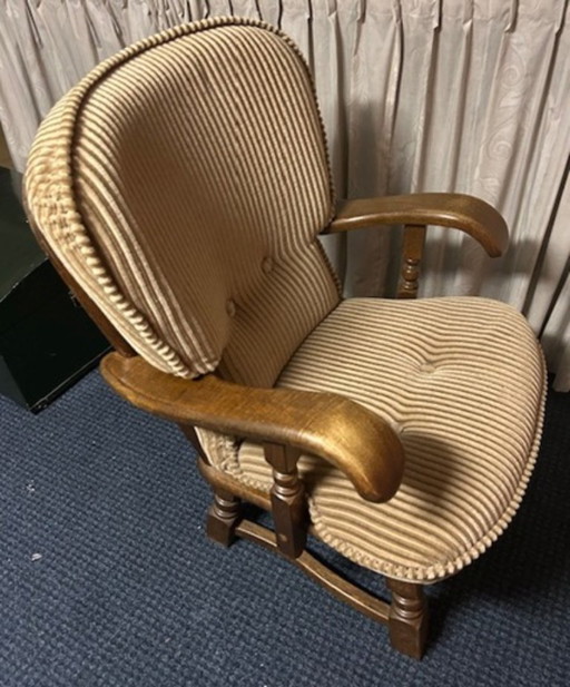 Poltrona vintage con struttura in rovere