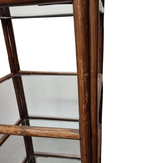 Image 1 of Grote vierkante Rotan etagere