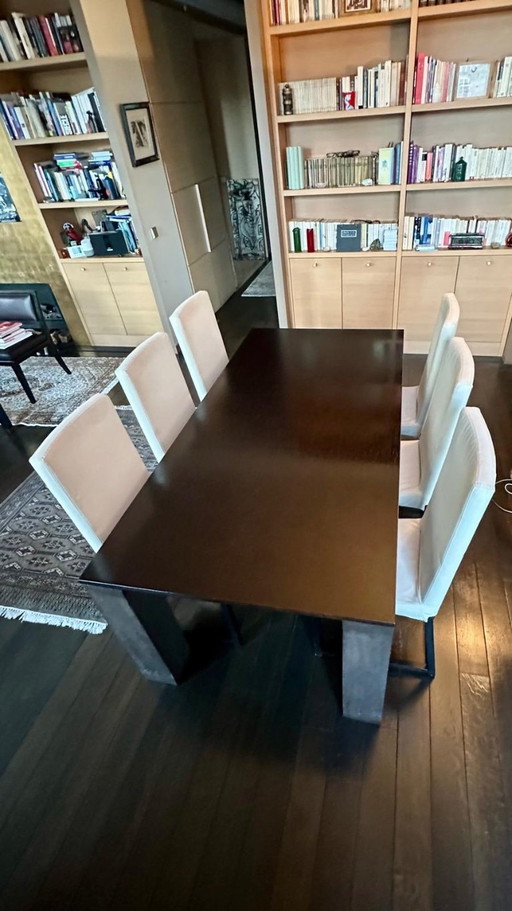 Salle à manger Armani Casa avec 6 chaises