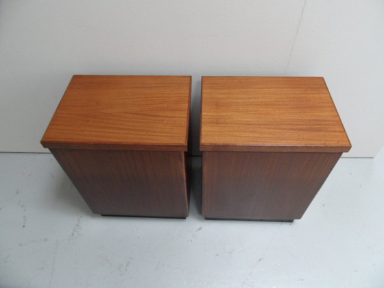 Mid Century Set Van 2 Mahoniehouten Ladekasten – Wood (photo 3 of 12)
